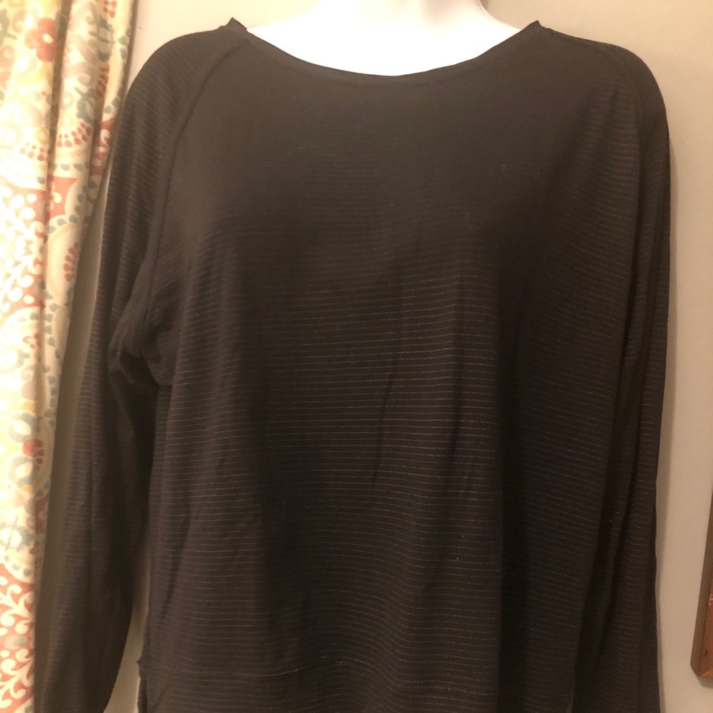 Lululemon Long-Sleeved T-Shirt